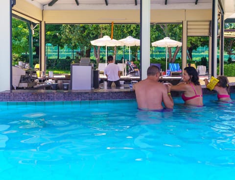 Lounge or bar, Swimming pool