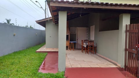 Patio, Facade/entrance