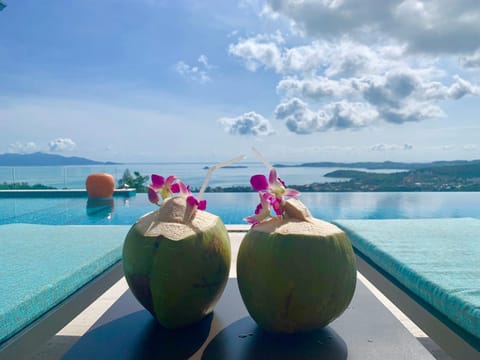 Food and drinks, City view, Pool view, Pool view, Sea view, Sea view, Swimming pool