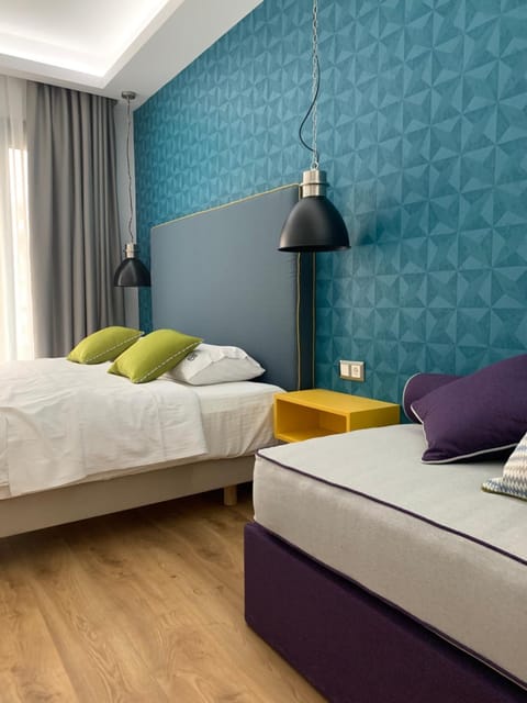 Photo of the whole room, Bedroom