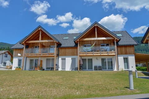 Property building, Facade/entrance, Off site
