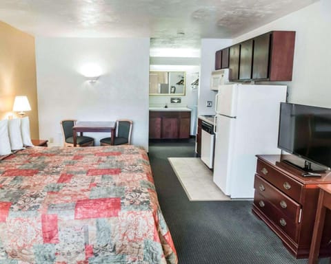 Photo of the whole room, On site