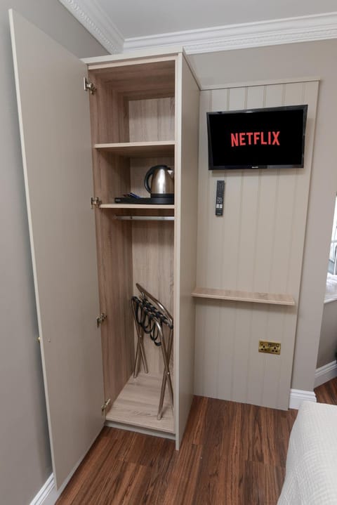 Urban Nest Townhouse Bed and Breakfast in Galway