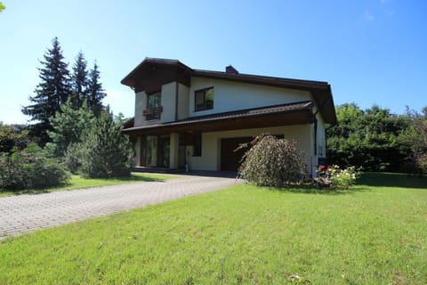 Facade/entrance, Garden