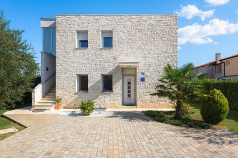 MIRJANA house with apartments Bed and Breakfast in Istria County