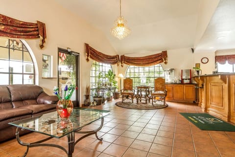 Lobby or reception, On site