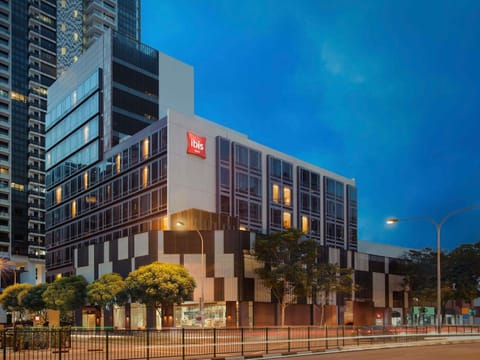 Property building, Facade/entrance, Night, Street view