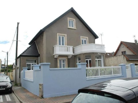 Les vagues, villa avec garage Villa in Wimereux