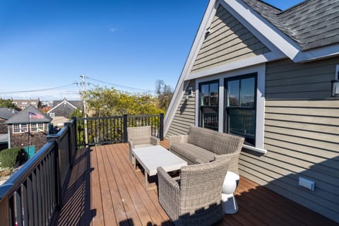 The Newport Lofts - 595 Thames Street House in Newport