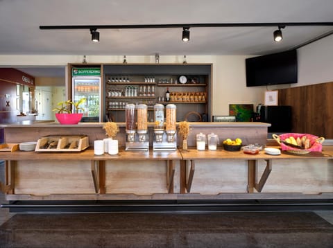 Breakfast, Continental breakfast, Buffet breakfast