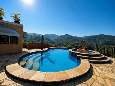 Mountain view, Swimming pool