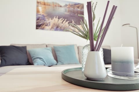 Living room, Decorative detail