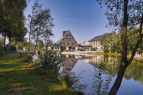 Property building, Lake view