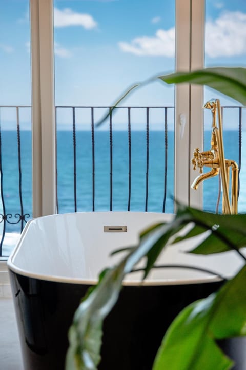 Day, View (from property/room), Balcony/Terrace, Sea view