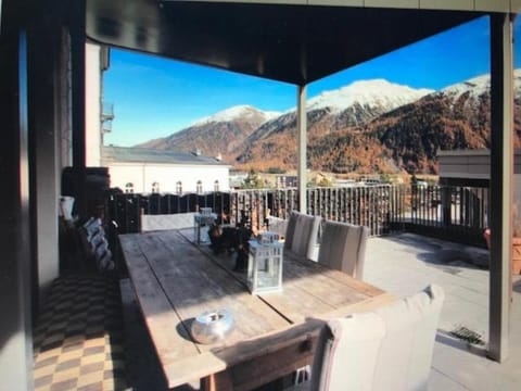 Property building, Balcony/Terrace