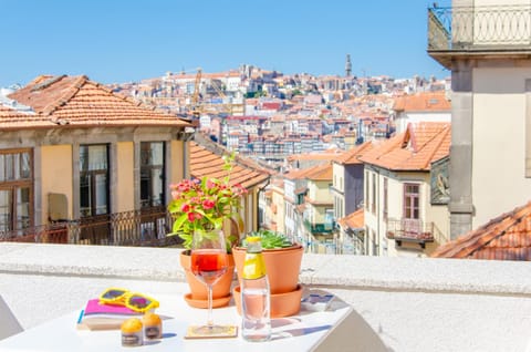 Balcony/Terrace, City view