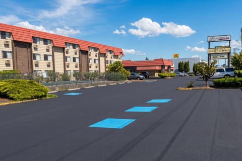 Property building, Parking