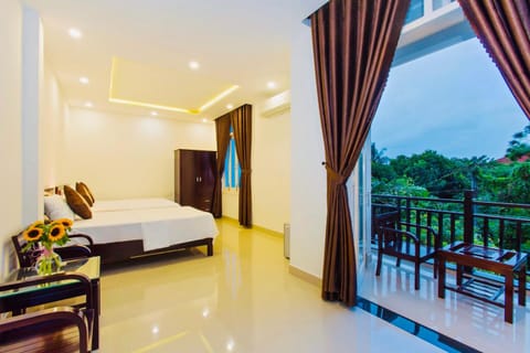 Bedroom, Internal: Not applicable to any particular room