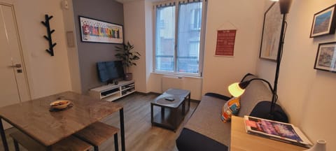 Notre bout du monde t1bis brest centre terrasse Apartment in Brest