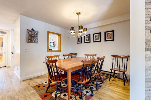 37 Partridge Woods Apartment in Glen