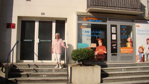 Facade/entrance