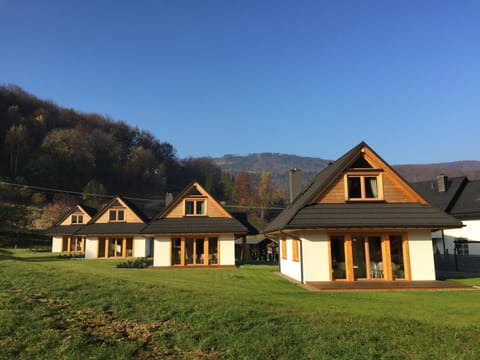 Property building, Day, Summer, Garden, Garden, On site, Garden view, Garden view, Area and facilities