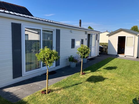 Meerchalet Chalet in Zeeland, Netherlands