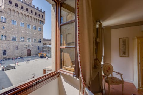 TV and multimedia, Coffee/tea facilities, Bedroom, City view, Italian breakfast