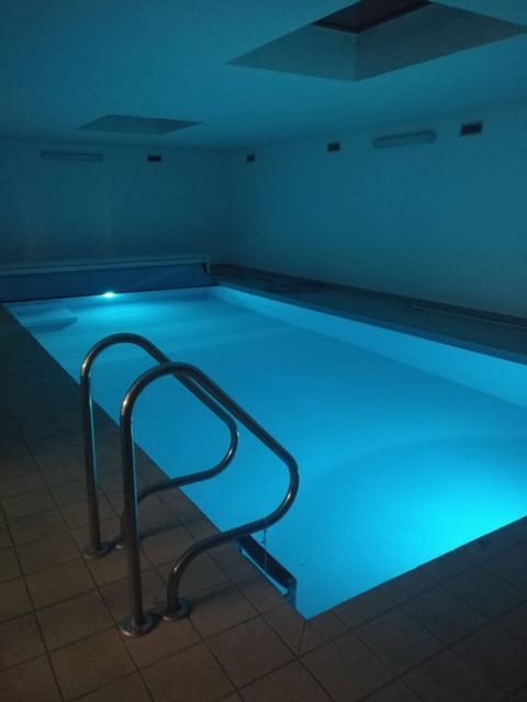 Spring, Day, Night, Winter, Summer, Autumn, On site, Pool view, Swimming pool, Swimming pool, Swimming pool, Sunrise, Sunset