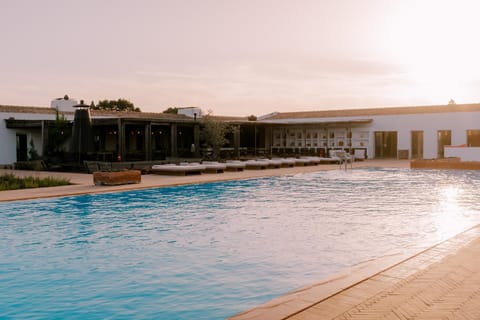 Property building, Restaurant/places to eat, Swimming pool, Swimming pool