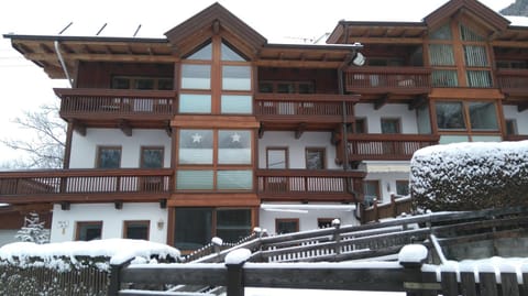 Property building, Winter