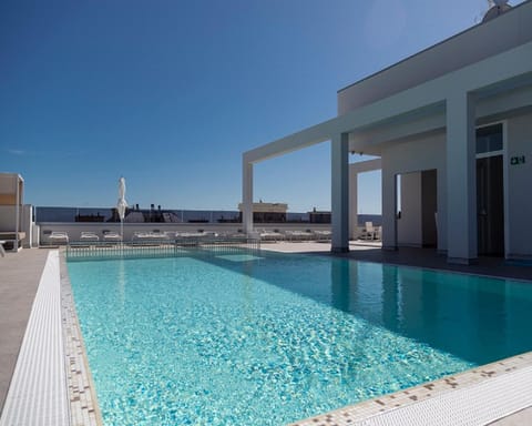 Balcony/Terrace, Swimming pool