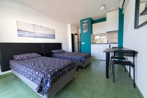 Kitchen or kitchenette, Photo of the whole room
