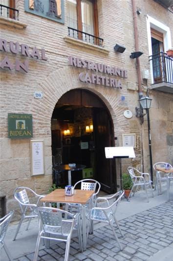 Restaurant/places to eat, Facade/entrance, Property logo or sign