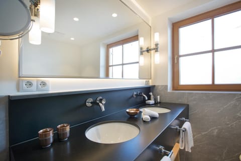 Shower, Bathroom, Bath