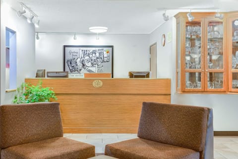 Lobby or reception, On site