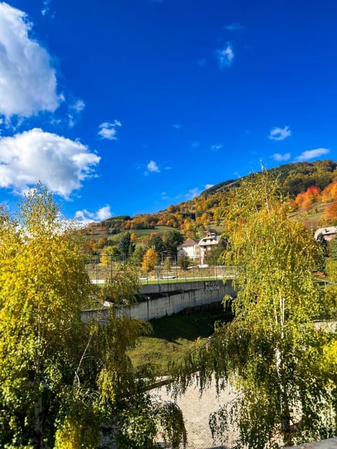 Day, Natural landscape, Autumn, On site, Seasons, Time of day, Location, Sunrise