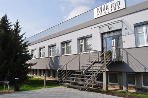 Property building, Facade/entrance