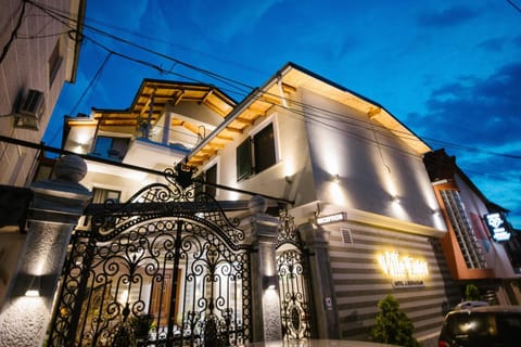 Property building, Night