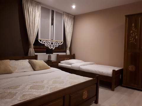 Bed, Balcony/Terrace, Photo of the whole room