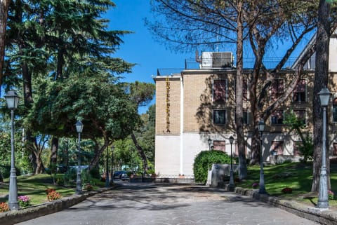 Property building, Garden