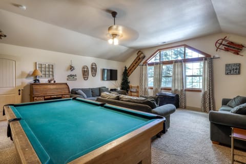 Alderhill House in Shaver Lake