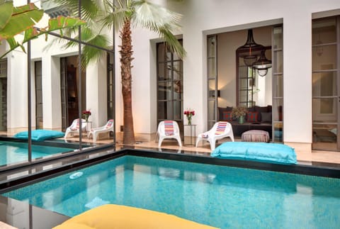 Hot Tub, Swimming pool