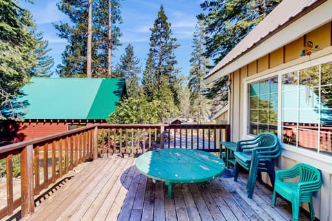 Mountain Memories House in Shaver Lake