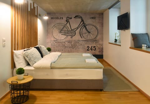 TV and multimedia, Bedroom