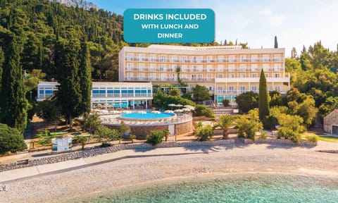 Property building, Beach, Sea view, Swimming pool