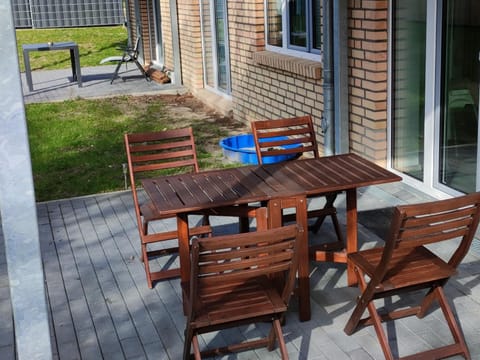 Ferienwohnung Südterrasse mit Kamin Bj 2019 Apartment in Timmendorfer Strand