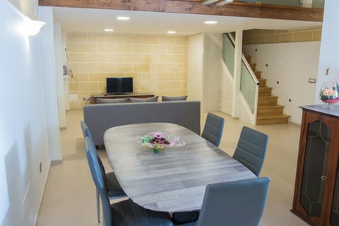 Daddy's house House in Matera