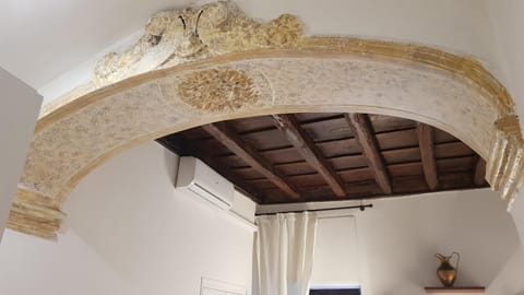Decorative detail