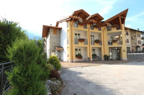 Hotel Garni Sottobosco Hotel in Dimaro